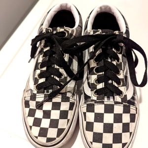 Vans Black and White checkerboard